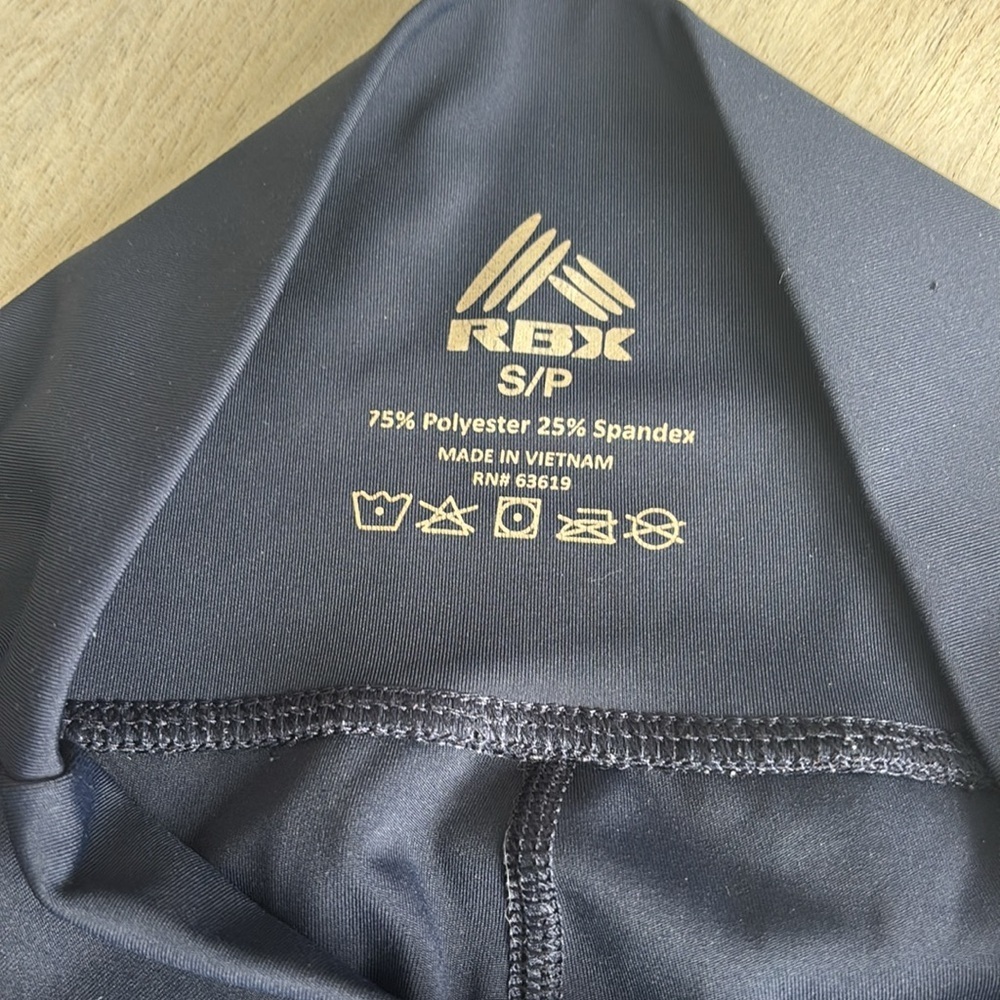 RBX small woman’s leggings with pockets very soft and comfortable yoga pants - Picture 3 of 4